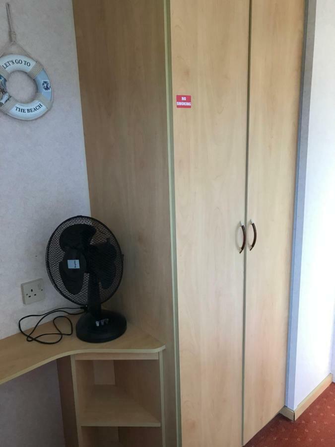 Maisies Caravan For Hire Skipsea Exterior photo